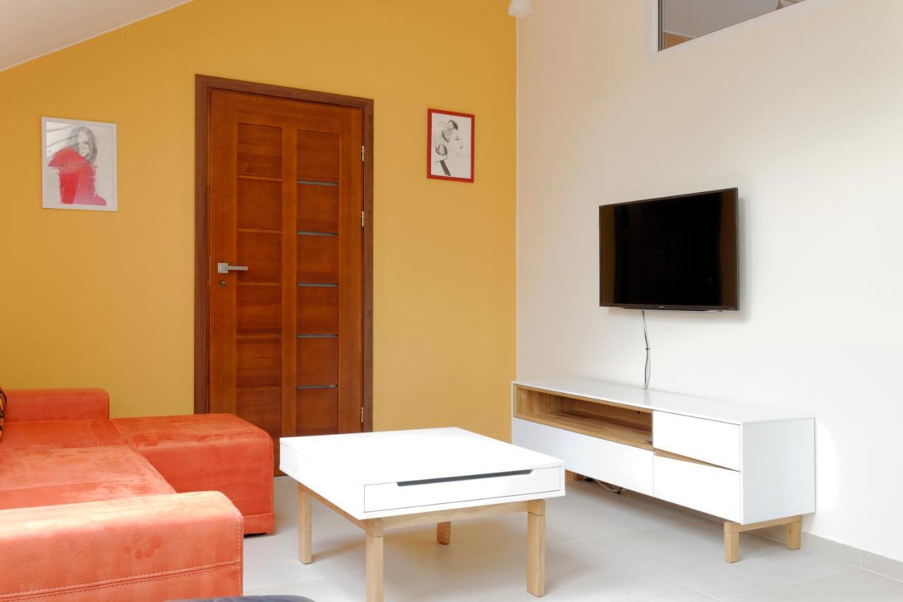 Modern Apartment In Jawiszowice エクステリア 写真